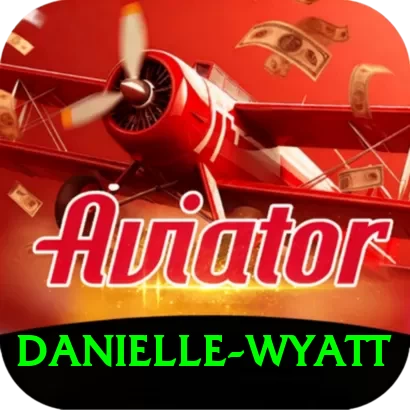 danielle wyatt Slots Ultimate v1.9.3 - 2